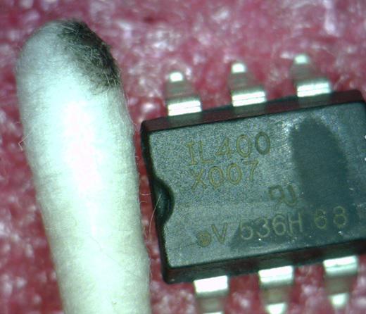 ERAI_Inc's tweet image. WATCH OUT! #Counterfeit #CounterfeitElectronics #CounterfeitPartAlert -  Vishay Part number IL400-X007