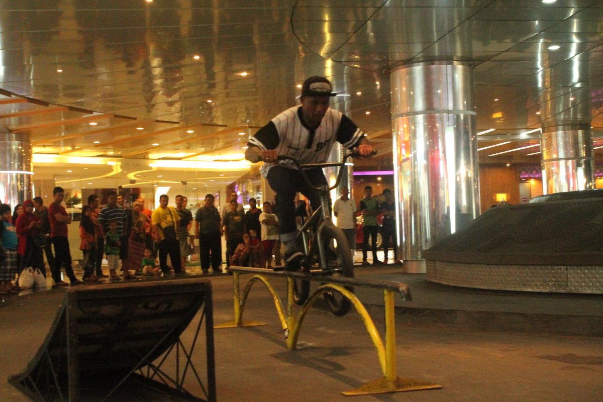 at Hartono Mall, riders <a href="/maddoginfected/">Maddog Infected™</a> <a href="/SuryaDewaPutra1/">Maddoginfected BMX</a>