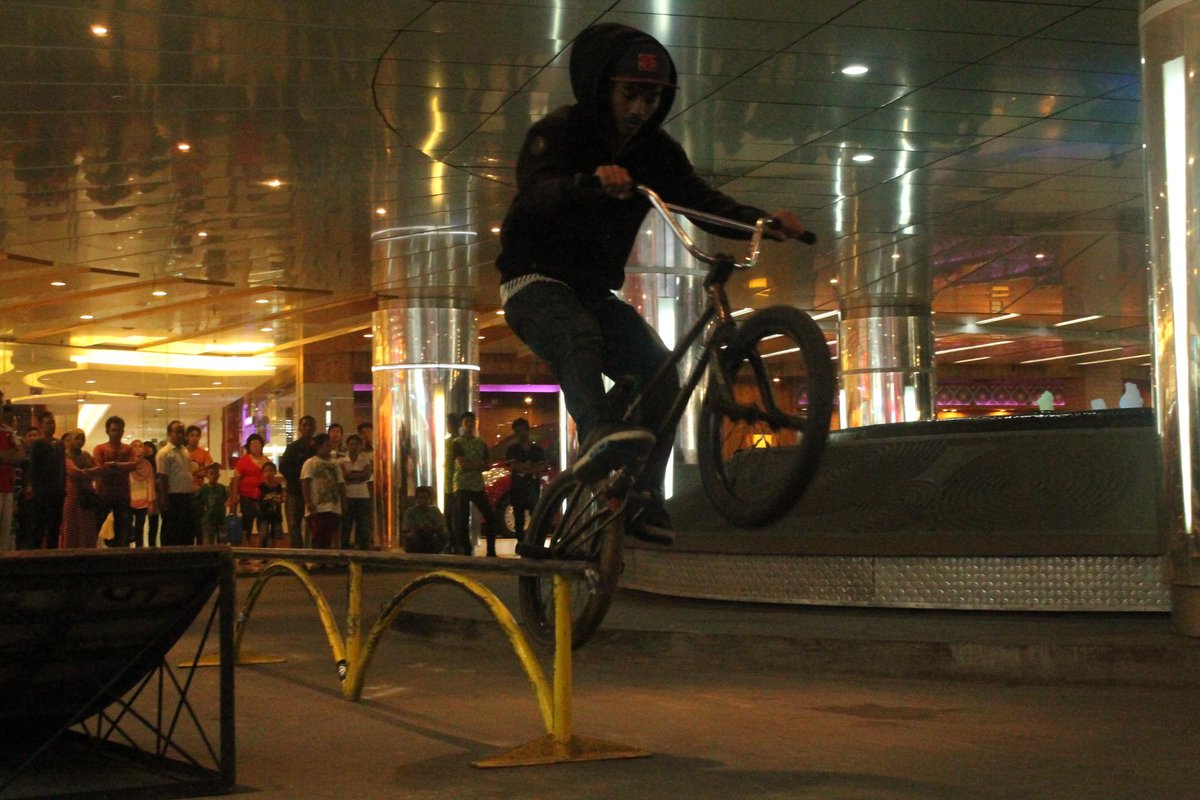 at Hartono Mall, rider Hore Seluler <a href="/bayyusettya/">Bayu Setya</a>