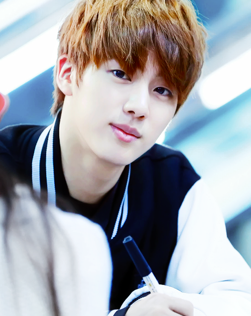 JUNG_CHAEYE0N's tweet photo. @SoloRPers Help me find this person please~ http://t.co/FmoTEI2JTM
