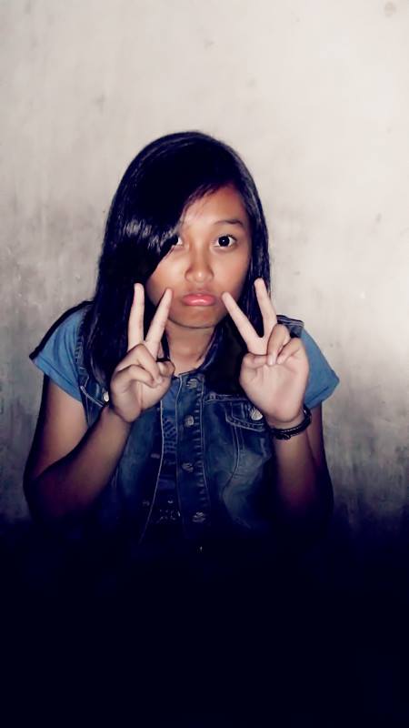 chacha_resha's tweet photo. malam;;) http://t.co/bDViGTNoh2