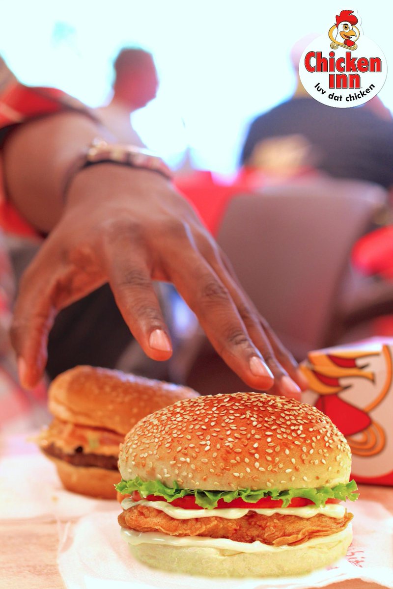 ChickenInnZW's tweet photo. "I'm reaching out to you..." π
#BurgerLuv #twimbos #263Chat http://t.co/V2VHn1nV9I