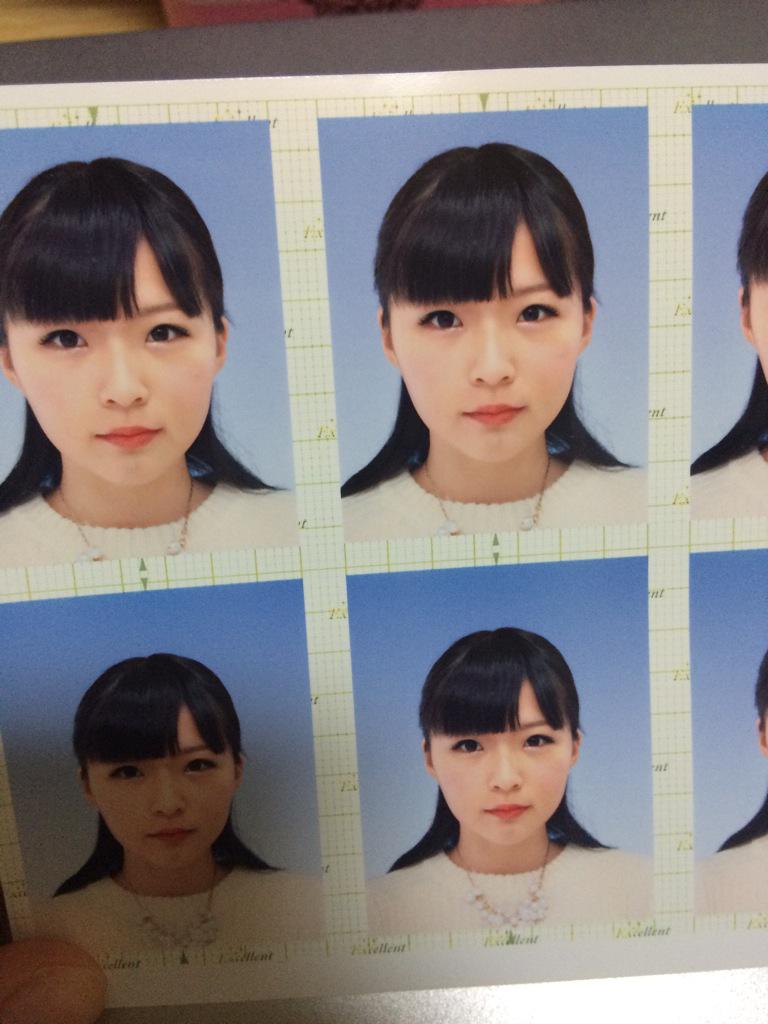 あいうえお 日本グミ協会会長 証明写真撮ったら顔が丸すぎて絶望しました Http T Co Ewob8uwqjr Twitter