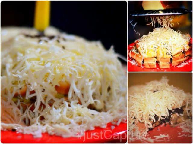 RotbakGundul's tweet photo. Mbleberr Luberr Kejunya @RotbakGundul jl.Martadinata seberang Ciwaringin Bgr Buka Skrg sd 1 mlm. http://t.co/q0SmOWeNmt