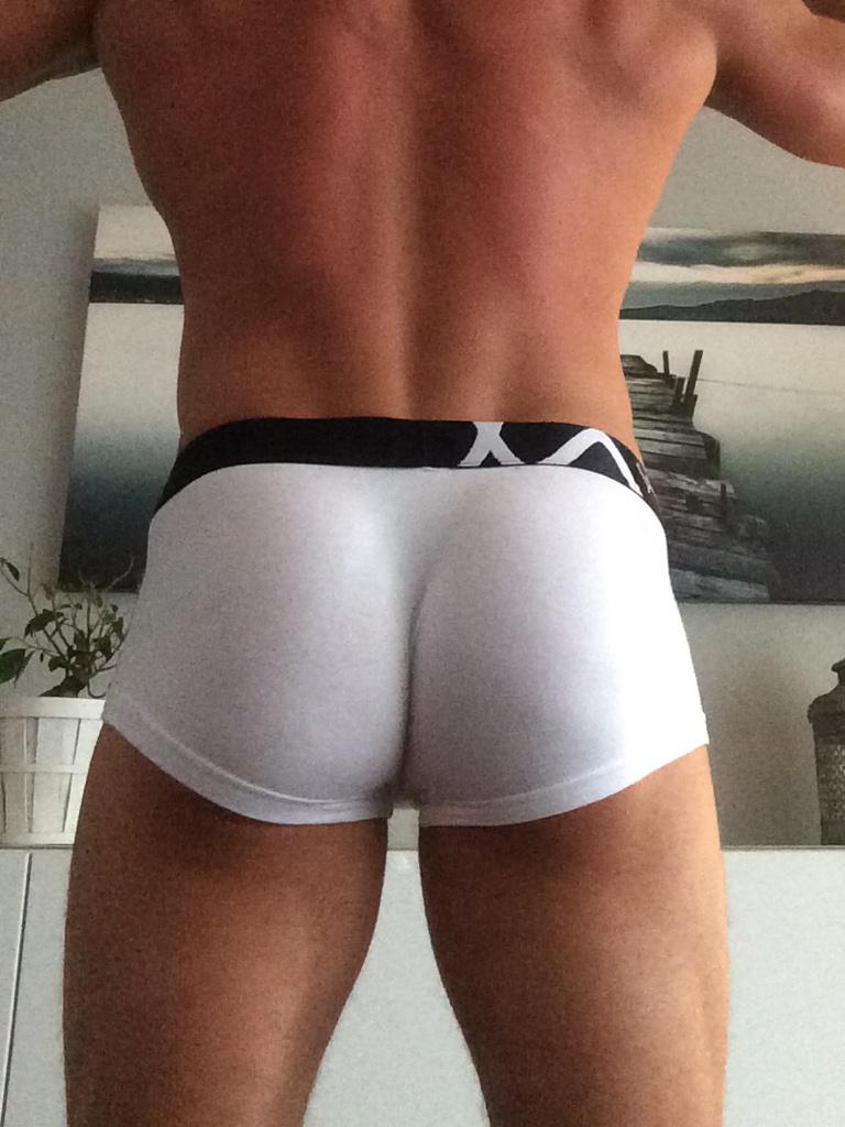 TomasBrandxxx's tweet photo. Me and my shagy :) @shagunderwear http://t.co/K9i1c4bg6w
