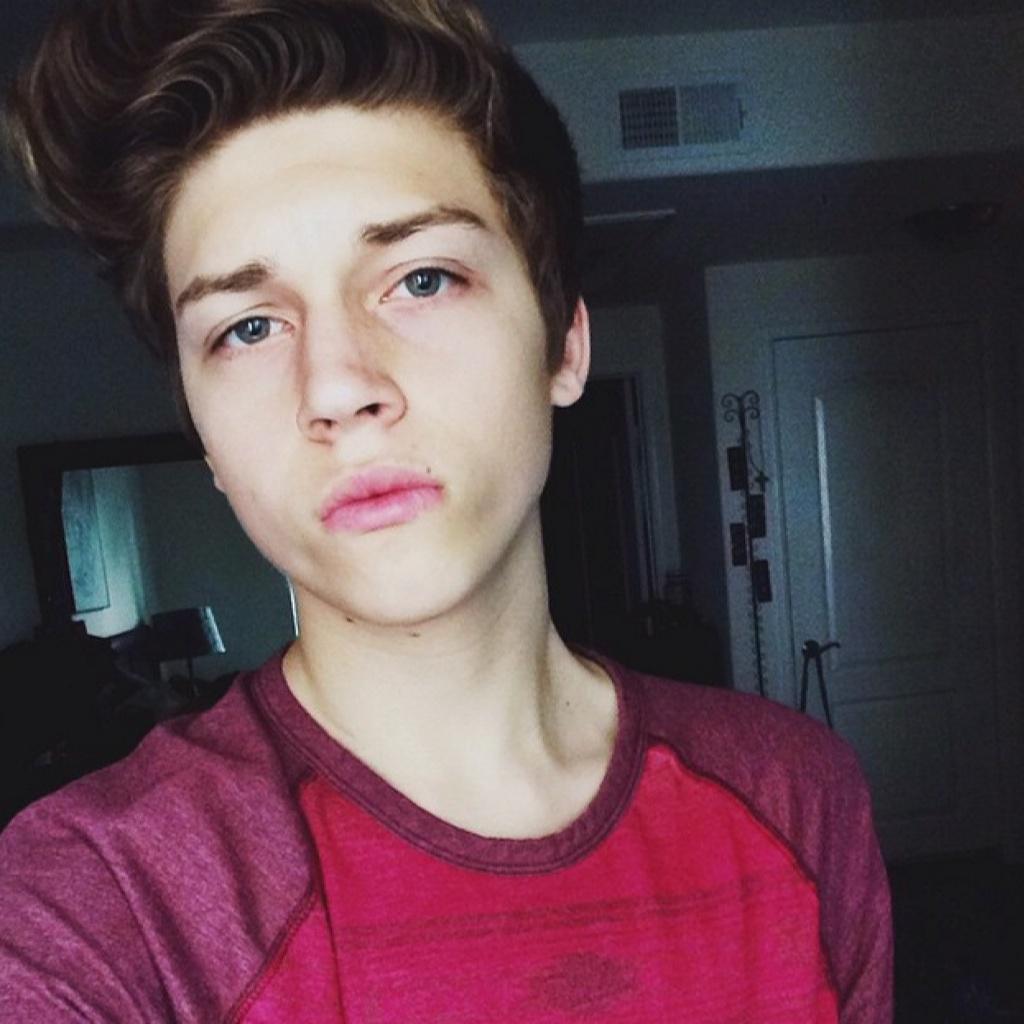 HAPPY BIRTHDAY TO THE BAE, RICKY GARCIA!
16 YEARS OF PURE AWESOMENESS     