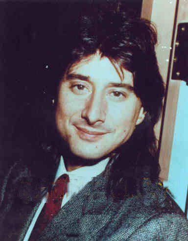 Happy 66th birthday, Steve Perry, best known as the voice of Journey  \"Don Stop Believing\\" 