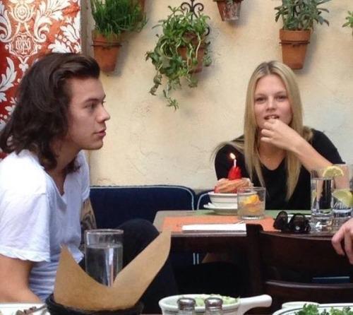 shippingceleb tweet picture