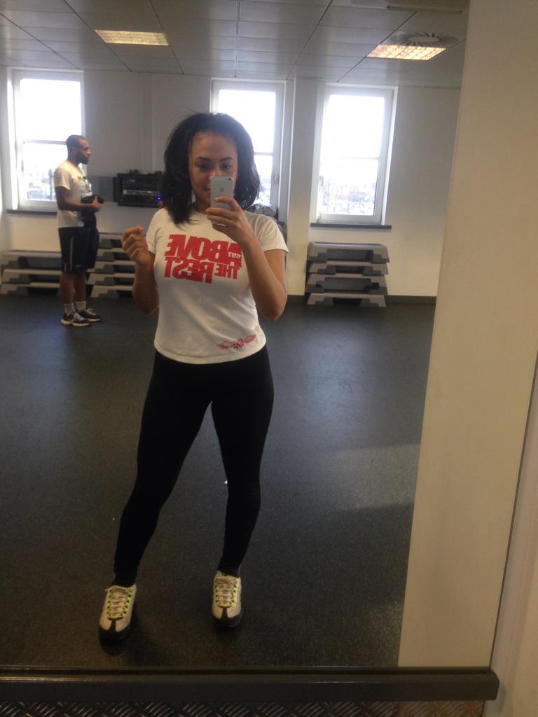 CandaceSophia_'s tweet photo. Just finished @JonLevypt pump and pure abz 💪💪💪 #bestgymclass @PuregymEnfield ... #SummerBody4Life http://t.co/jYjPgyvZQa