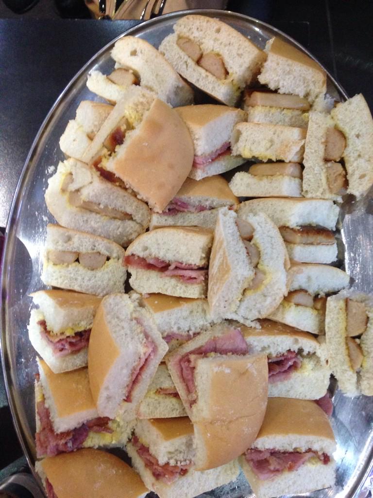 studio18hud's tweet photo. Thank you @FillingsHuds for lovely breakfast buffet for our team meeting#huddersfield http://t.co/jiDASjAHve