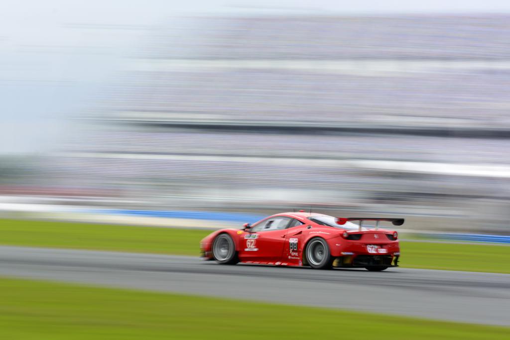 ferraridallas's tweet photo. Five Ferraris are taking the green flag at @disupdates for the #Rolex24. Will you be watching? #FerrariGTRacing http://t.co/c1RR4YxYjL
