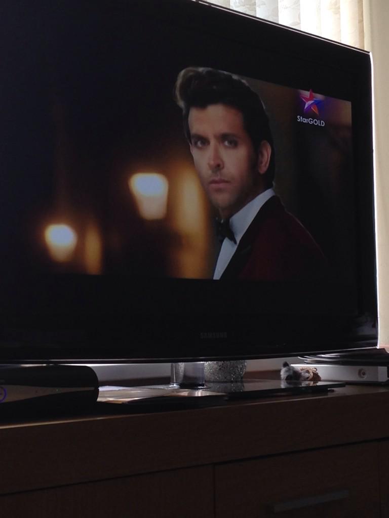 i_ashk's tweet photo. My dream man, can't get enough of him #handsome #attractive #sexy #fit #wanthimnow #lol @iHrithik http://t.co/e0j4LLlx7p