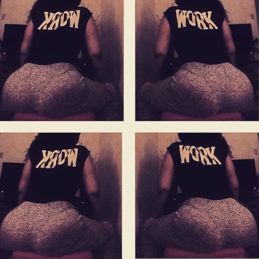 YaeDotta's tweet image. ⌚️⌚️⌚️💸💸💸 #Work #WorkGirlz #Chi2Atl Ladies order your gear now 😎📲💯