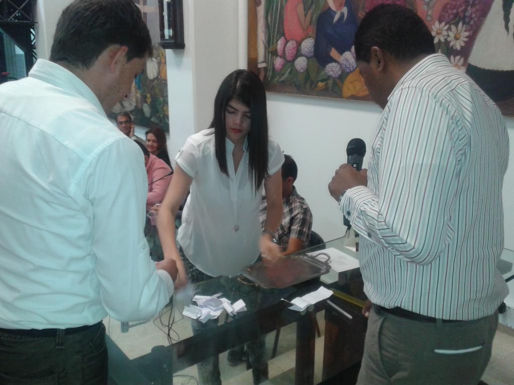 ConcejoBello's tweet image. La Dra Gladis Gil Ochoa, elegida nueva Contralora Municipal con 18 votos contra uno.