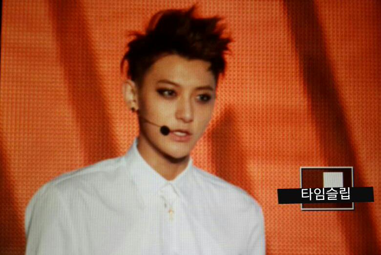 TimeSlip_0502's tweet photo. 150122 서가대 #타오 #TAO
아니..뭐...이렇게 멋있으시면...감사합니다♥♥♥ http://t.co/rxkU8EjBpp