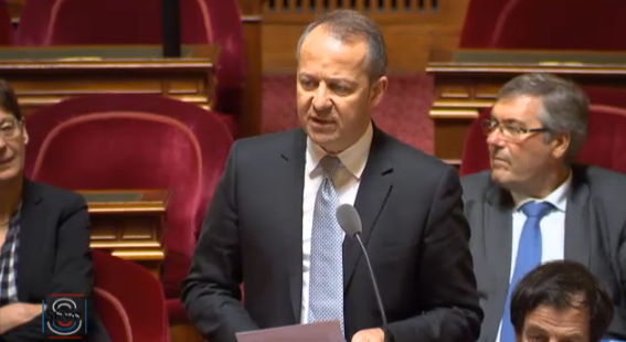 Senat_Direct's tweet photo. .@jf_husson : "La réforme des #rythmesscolaires se révèle porteuse d’inégalités entre les territoires." #directsénat http://t.co/F5hdbedt82