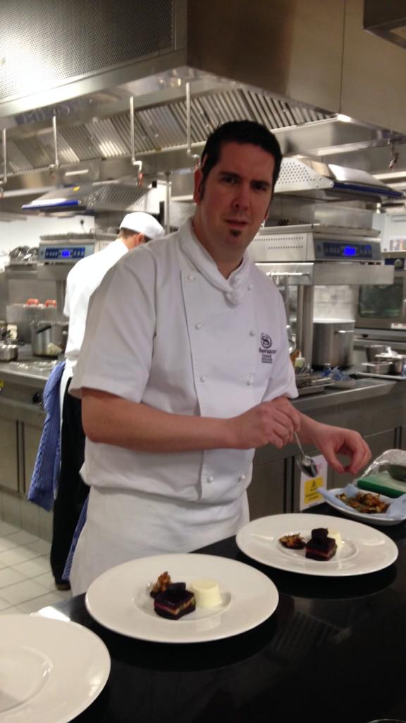 omid9's tweet photo. Chef didn't appreciate chant of "why are we waiting?" @VisitScotland #KitchenLunch #Sheraton http://t.co/53mAogehZ9