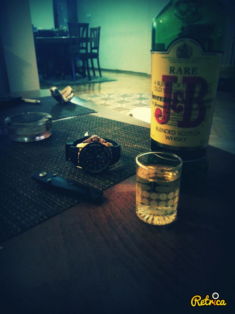 cakirkeyiftivit's tweet photo. Müsadenizle... veya değil ;) http://t.co/617C55fQRm