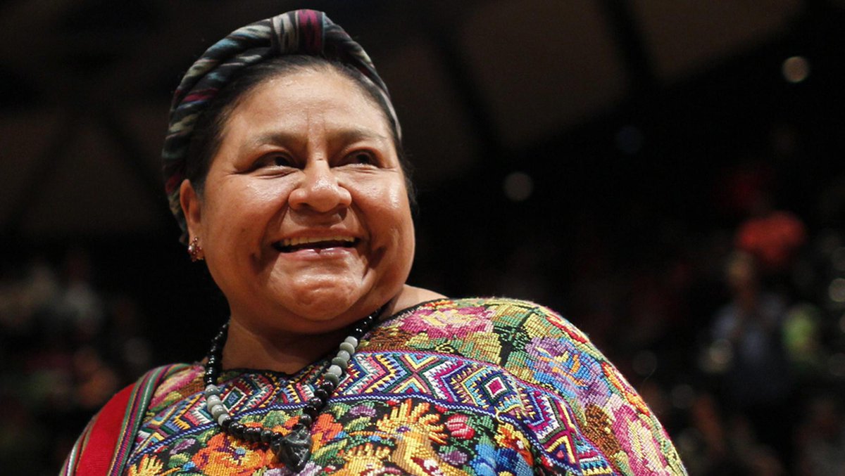 DemocracyNowEs's tweet photo. "Le prometí a la memoria de #Guatemala que lucharía contra la impunidad". #RigobertaMenchú http://t.co/HFvRj8JFNe http://t.co/T201W687nU