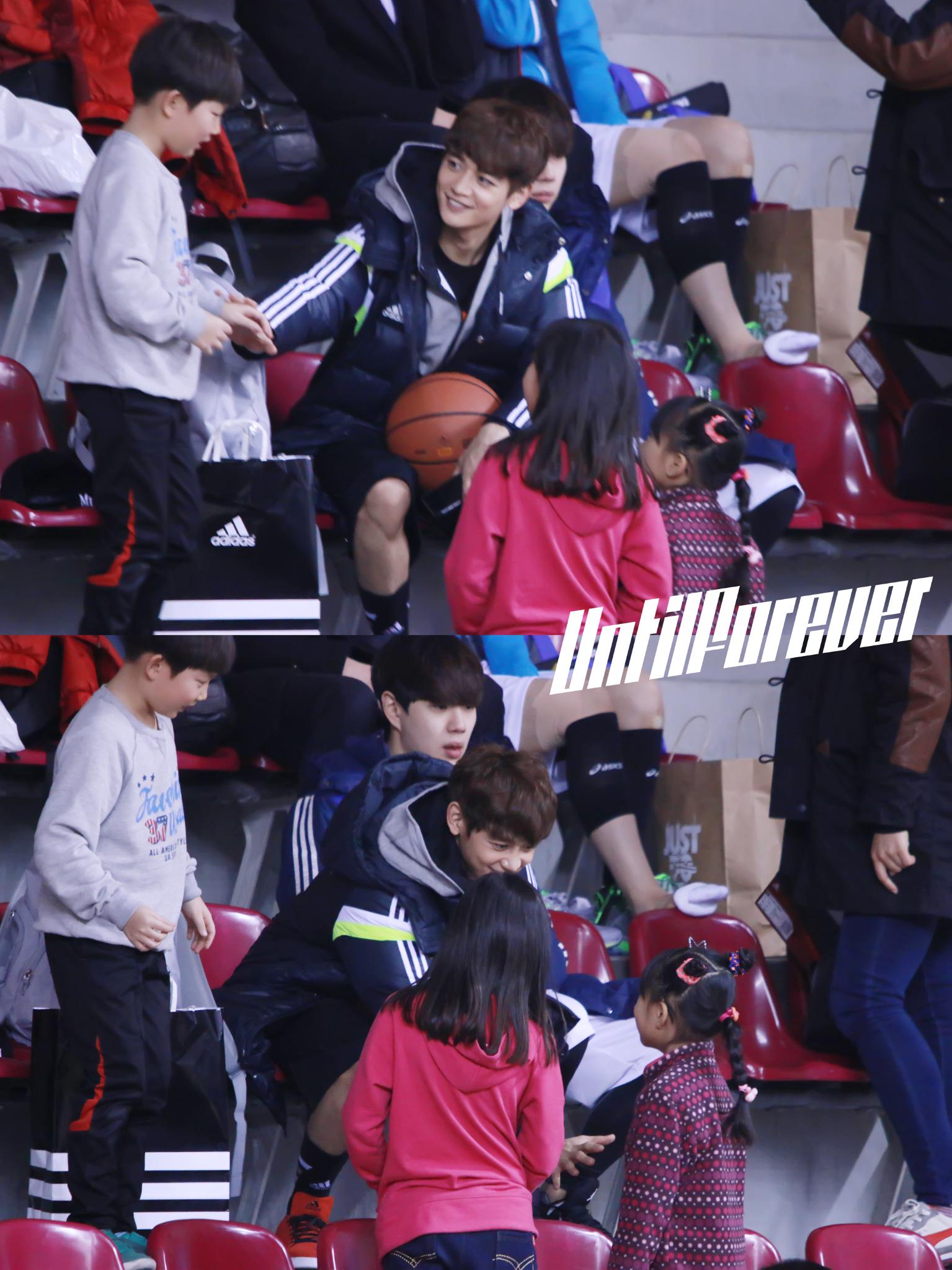 B79xj6SCcAA2ZK-.jpg:large