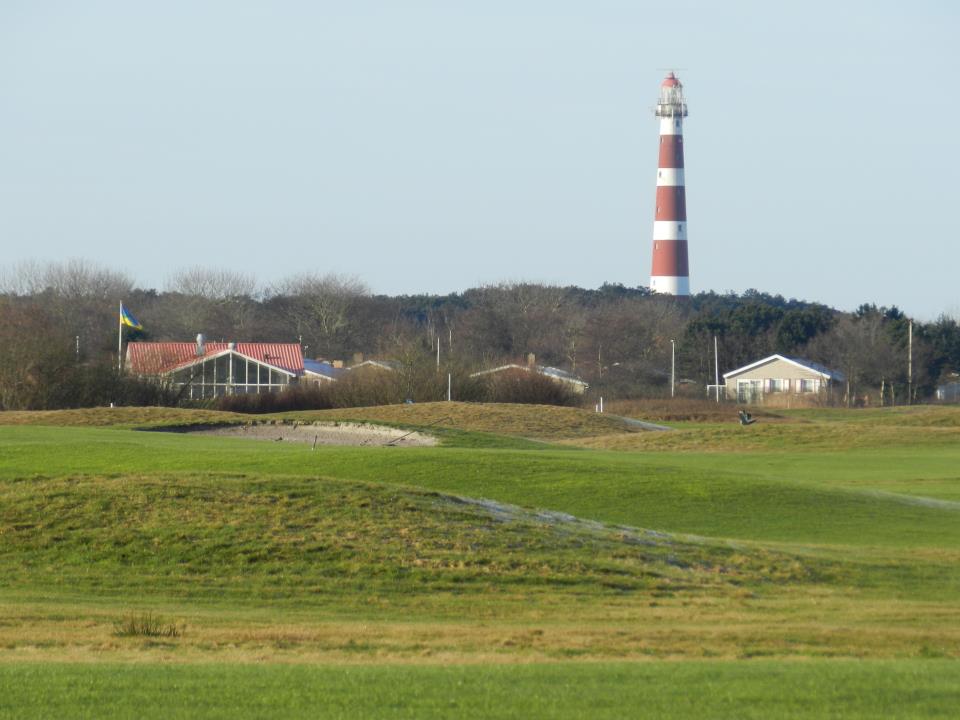 Vanaf het voorjaar kan op de par3 golfbaan van @GolfbaanAmeland Pitch&amp;Putt gespeeld worden. pitch-putt.nl/nieuws/pitchpu…