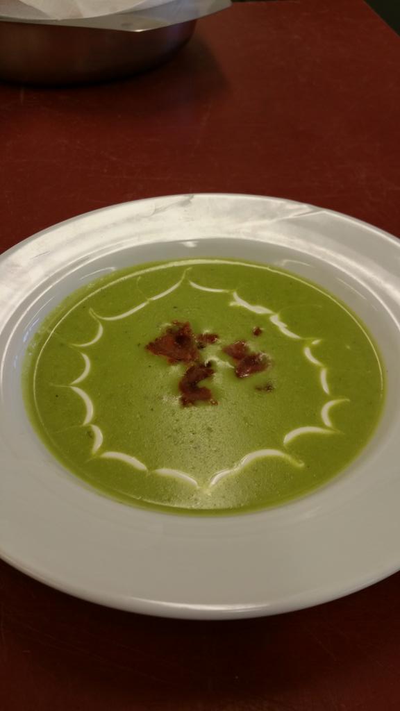 Chefck97's tweet image. Green pea soup w/sour cream and serrano ham
