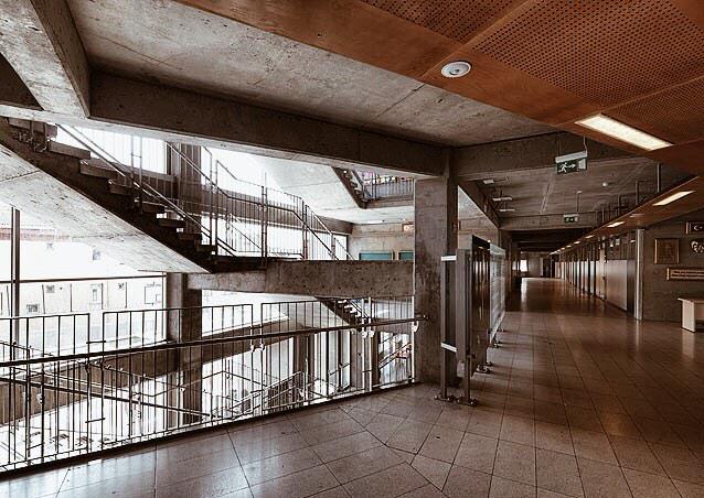 #Light, #concrete and #perspective. Design by Semra &amp; Ozcan Uygur. Photo by #cemalemden// #architectural #light