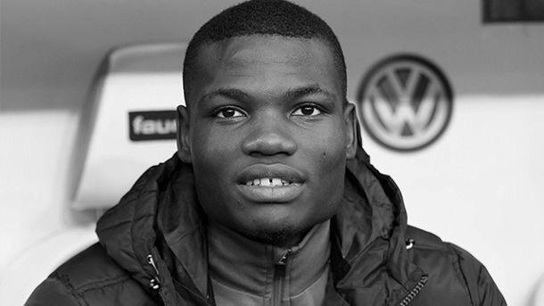 David_Alaba's tweet photo. Rest in peace Junior #Malanda! http://t.co/9jsAjsUHAR
