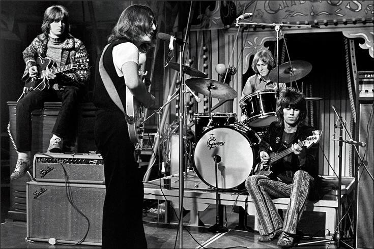 rock_roll_pics's tweet photo. Eric Clapton, John Lennon, Keith Richards, and Mitch Mitchell in 1969 http://t.co/hWPygQ2Rc6