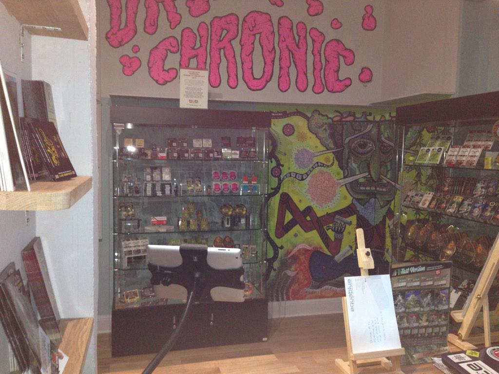 drchronicseeds's tweet photo. #drchronic #ohyeah #cannabis http://t.co/pRfap0iyDy