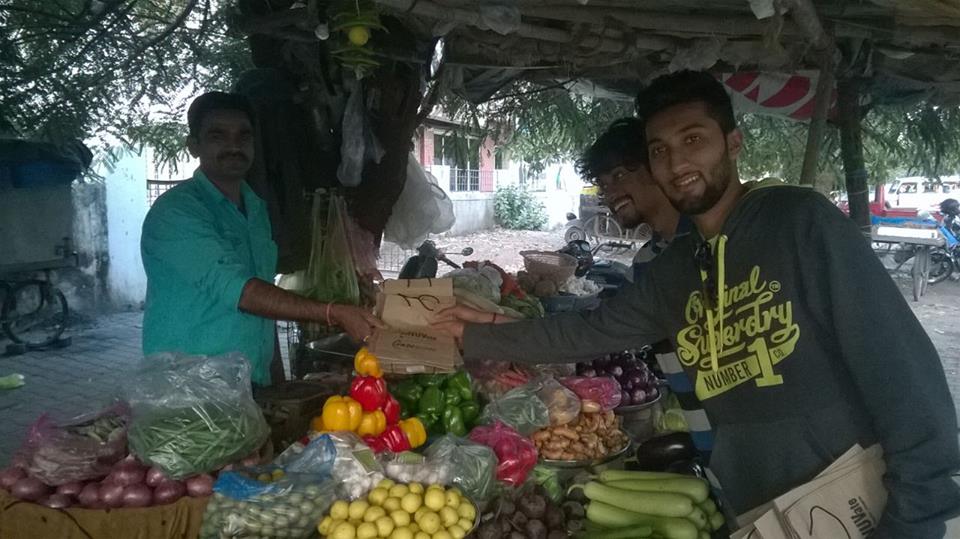 InNUVate's tweet photo. #InNUVate @vaidya93 http://t.co/NRHeZ9Efiz
