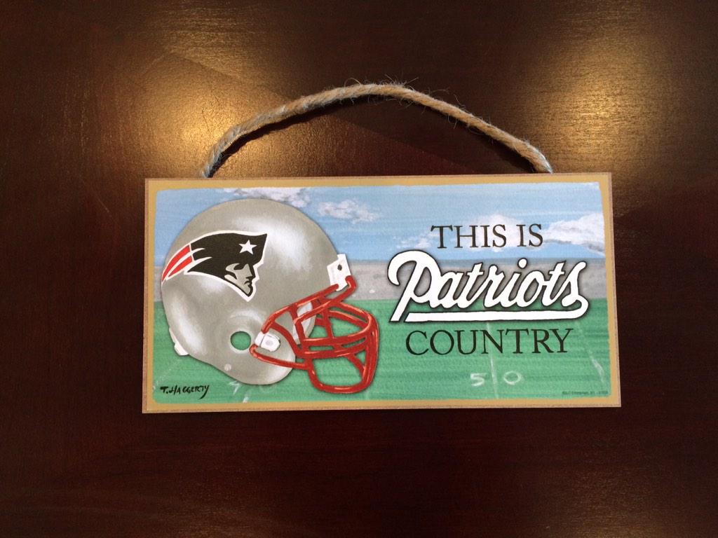 TheHoweDuo's tweet photo. Here we go!! #GoPats #NFLPlayoffs  #TomBrady http://t.co/6hUiJUtLpb