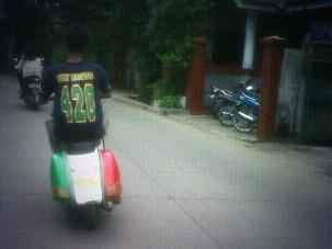 Bahagia itu sederhana kalo udah sama scooter tercinta! #FLY