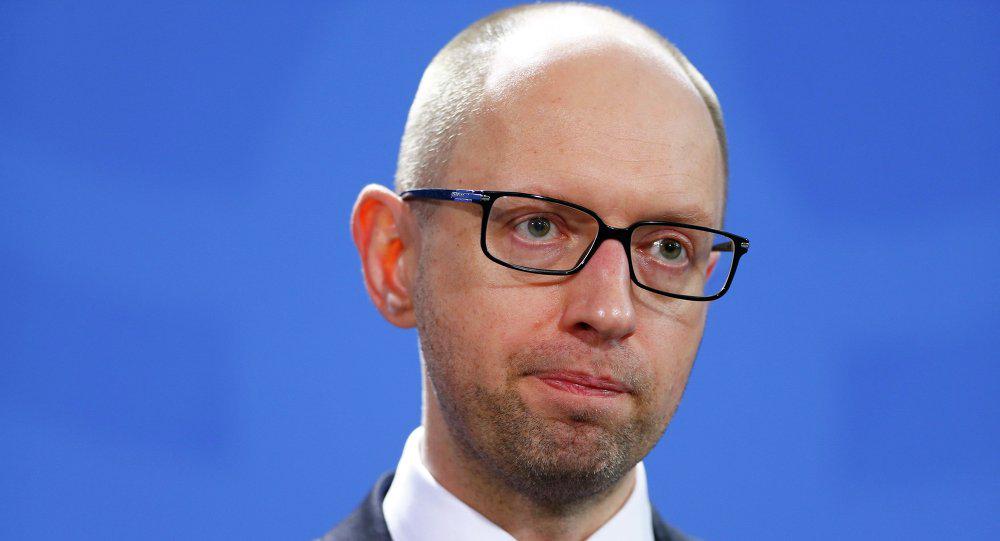 StimmeRusslands's tweet photo. Experte fordert #Jazenjuks Rücktritt nach dessen ARD-Interview. @de_sputnik http://t.co/utjC8lbwcx
