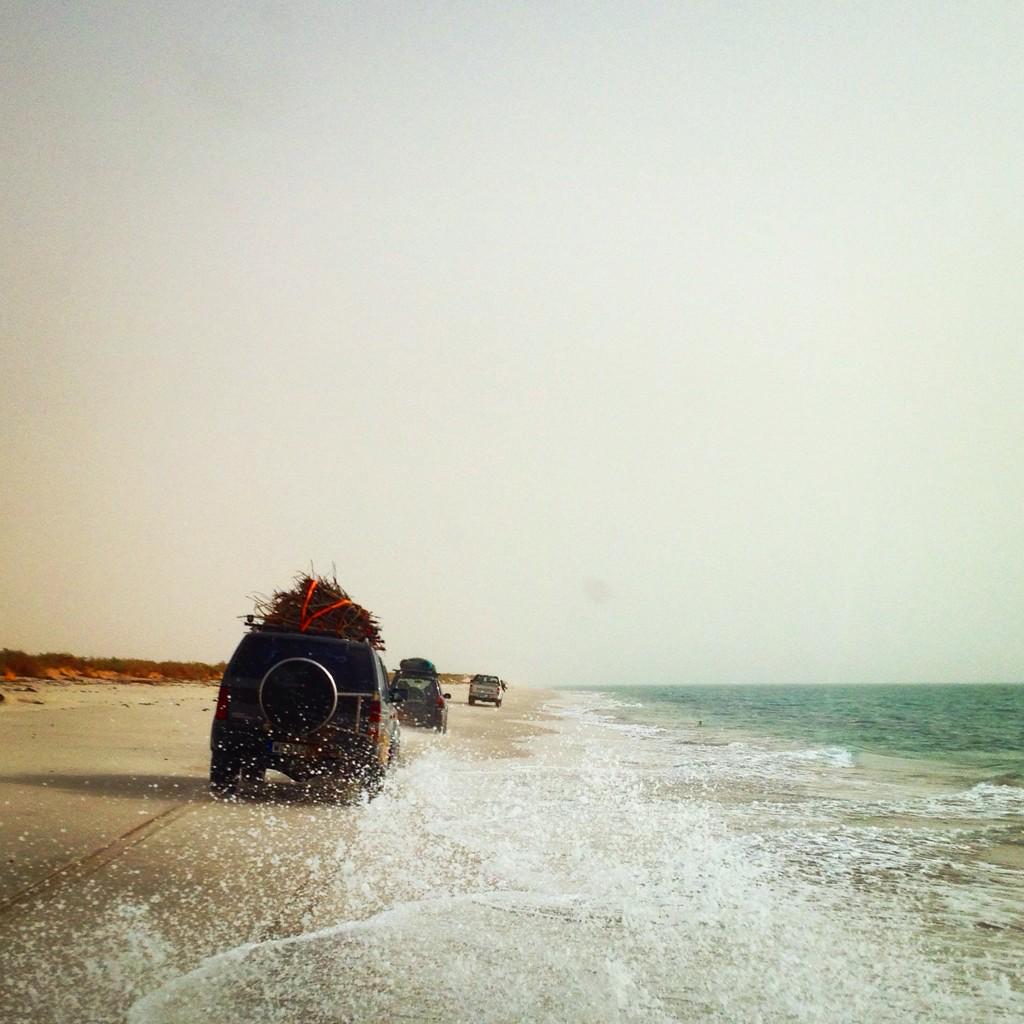 hms_rusty's tweet photo. Beach driving http://t.co/g09YcK4J8b