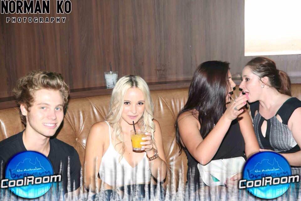 uhhcalumm's tweet image. tHIS IS SO FUNNY TO ME