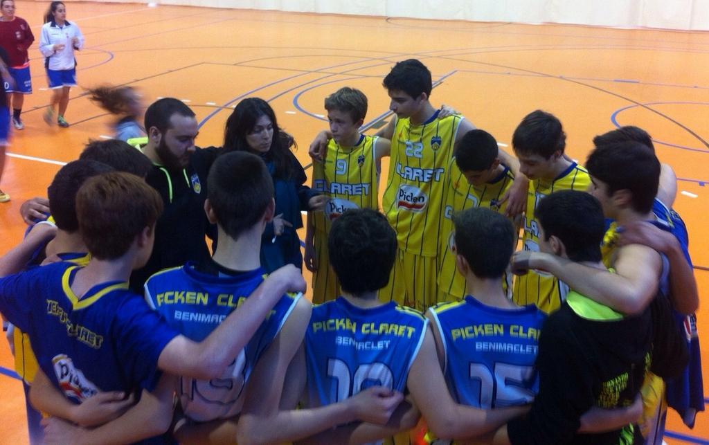 CBClaret's tweet photo. Cadete masc IR Nivel 2: PICKEN CLARET AZUL 84 - Don Bosco A 63. Gran segunda parte y gran victoria  #fbcvdirecto http://t.co/bU7o7Y2FM1