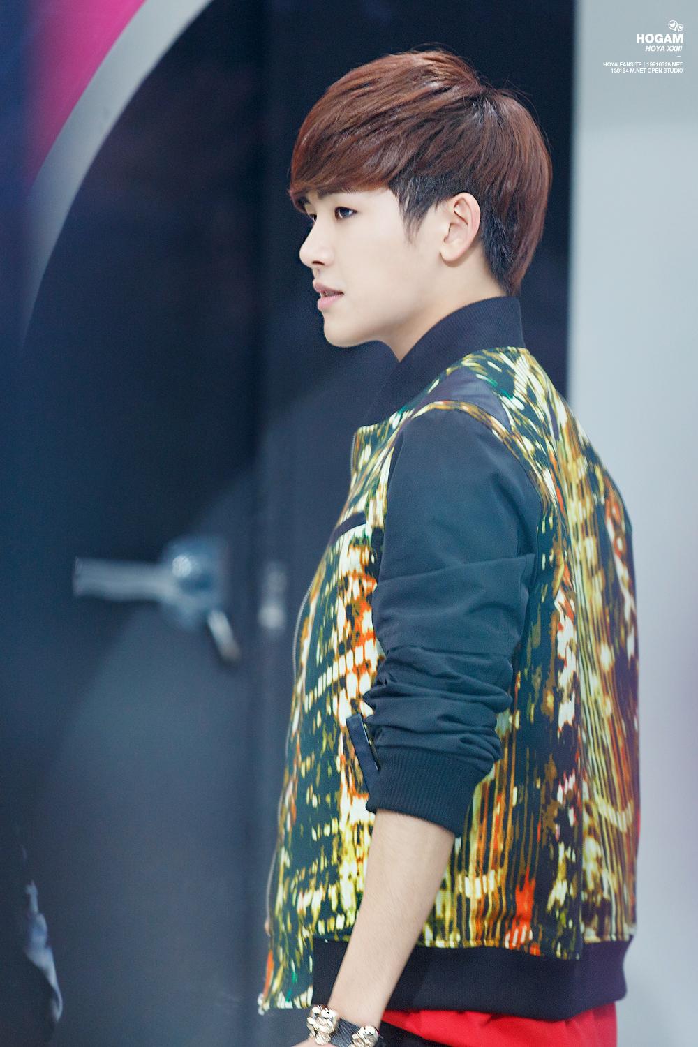 B7AQg9eCAAAY4Wc.jpg:large