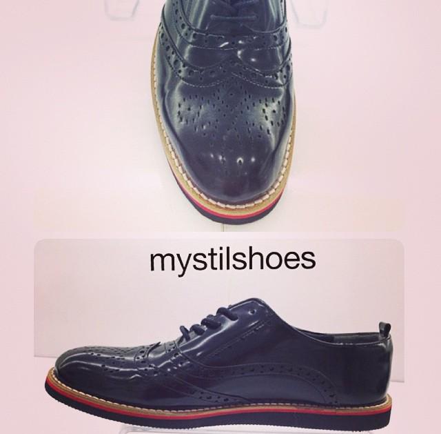 Siyah rugan bayan ayakkabının fiyatı 89 TL