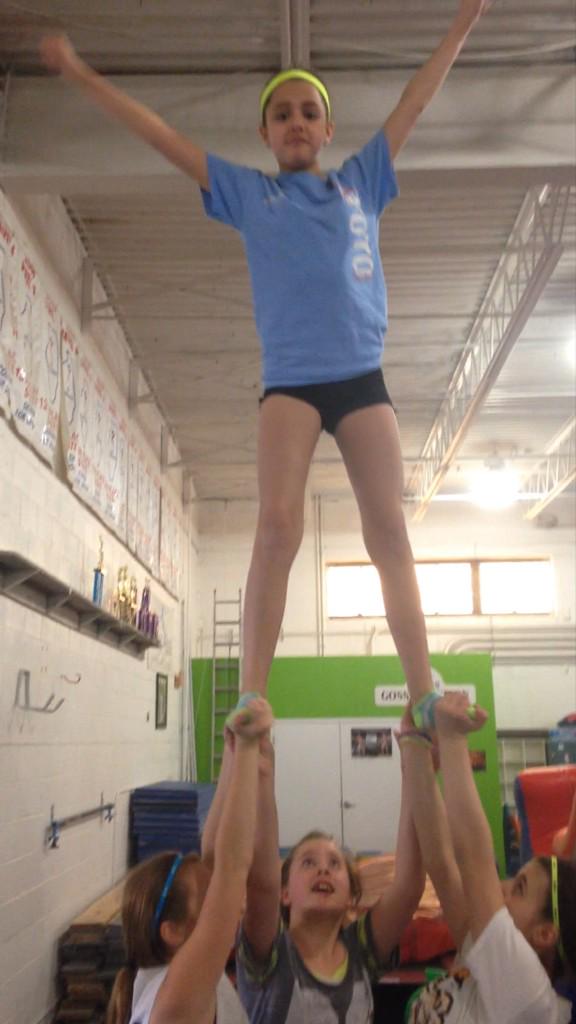 chlooeee15's tweet photo. aww #tb can't wait for open gym today 💙💙 http://t.co/at8jYviGRg