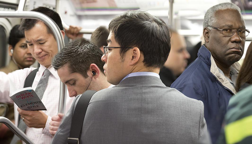 BretsTypeWriter's tweet image. THAT'S #StrunkAndWhite ELEMENTS OF STYLE
"@Slate Man took photos of books being read on subway slate.me/17tW7LZ