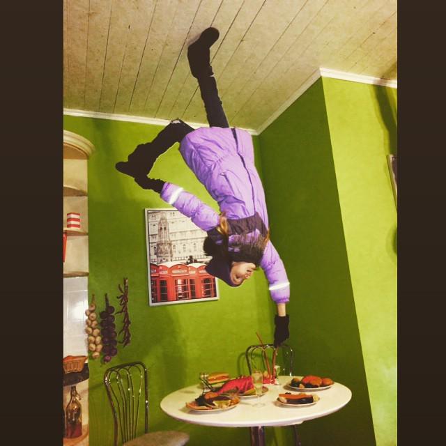 Arisha206's tweet photo. Решила поужинать 😂👍🍖🍝🍕🍴 #домперевертыш #ВДНХ ждите влог с ВВЦ:) http://t.co/tX9QUQrOud http://t.co/9SDbuktcHi