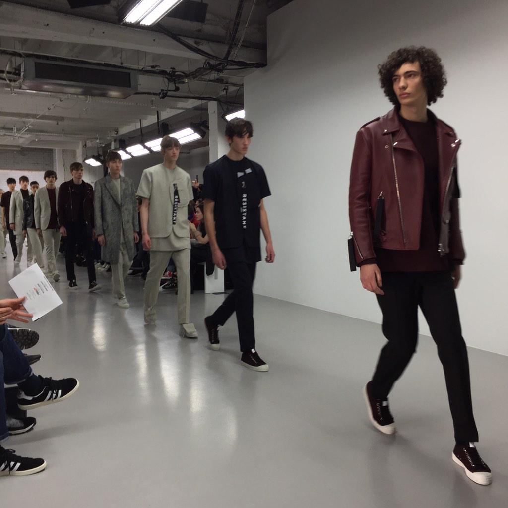 theweitzeffect's tweet photo. Highlights from #MatthewMiller #LCM #fashion #style http://t.co/i0aFY6tvJt
