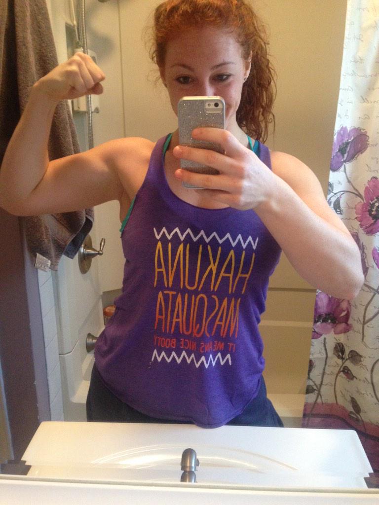 We_ChunkyDunk's tweet image. Love my new tank from #lookhuman #squatsonsquats #squatsfordays 🍑