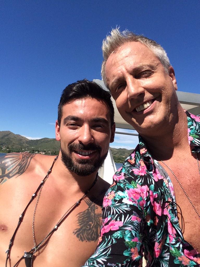 B7AX4PBIYAE8BJs.jpg:large