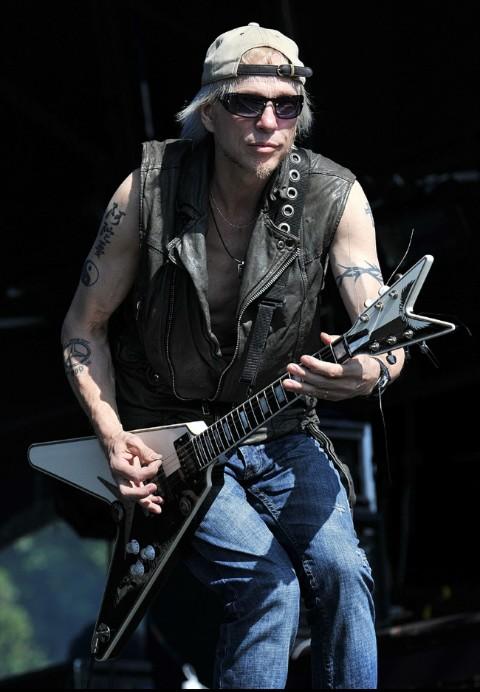 Happy birthday Michael Willy Schenker-ex Scorpions,UFO,Michael Schenker Group,10 January 1955. 