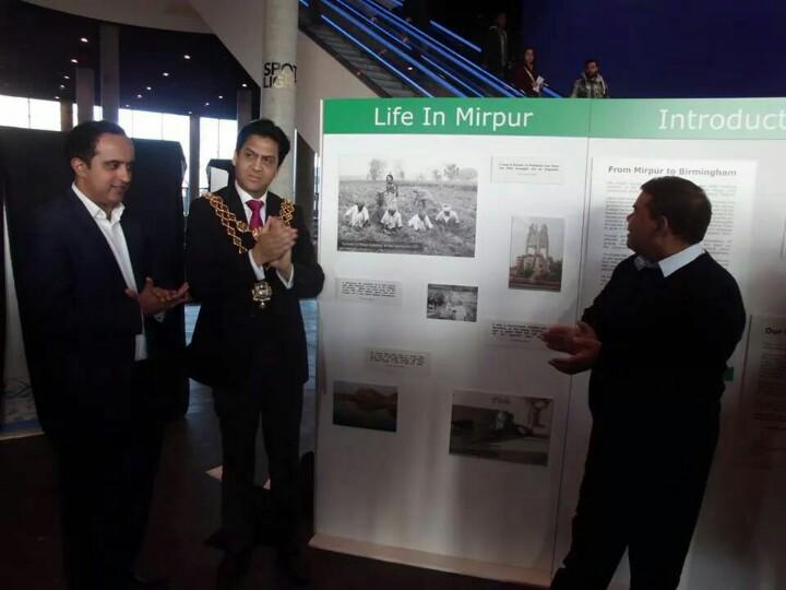 mirpur2brum's tweet photo. Amazing launch of project today @LibraryofBham. Thanks to @brumlordmayor for unveiling.@OCCIC we have made history! http://t.co/qgyIggKTQC
