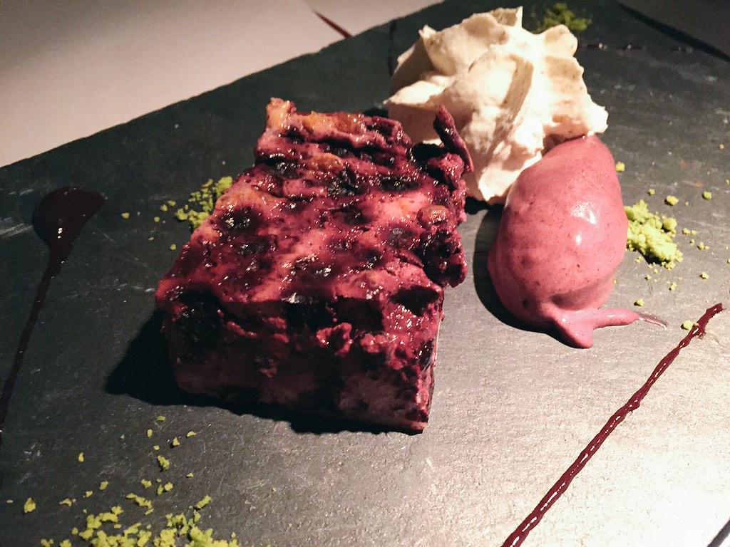baranek's tweet photo. Dessert #pier51 http://t.co/Gb34J0VcFM