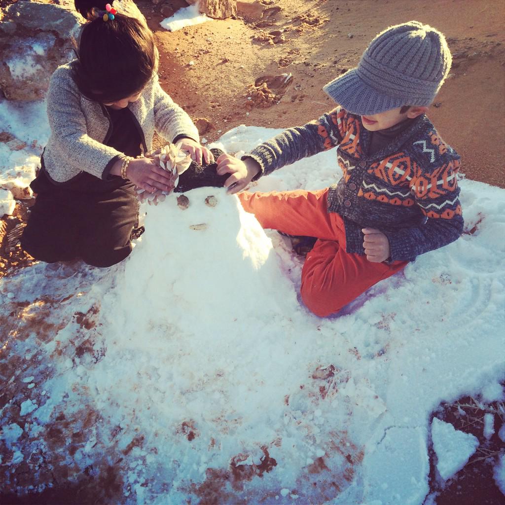 rowaf's tweet photo. #ثلج_طريف_عرعر http://t.co/1rkXQkeHHW