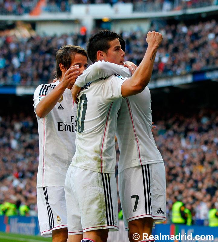 realmadrid's tweet photo. ¡Las mejores imágenes del partido de hoy! #RealMadridvsESP #RMLive ¡#HalaMadrid! http://t.co/6QYG6RKOOd